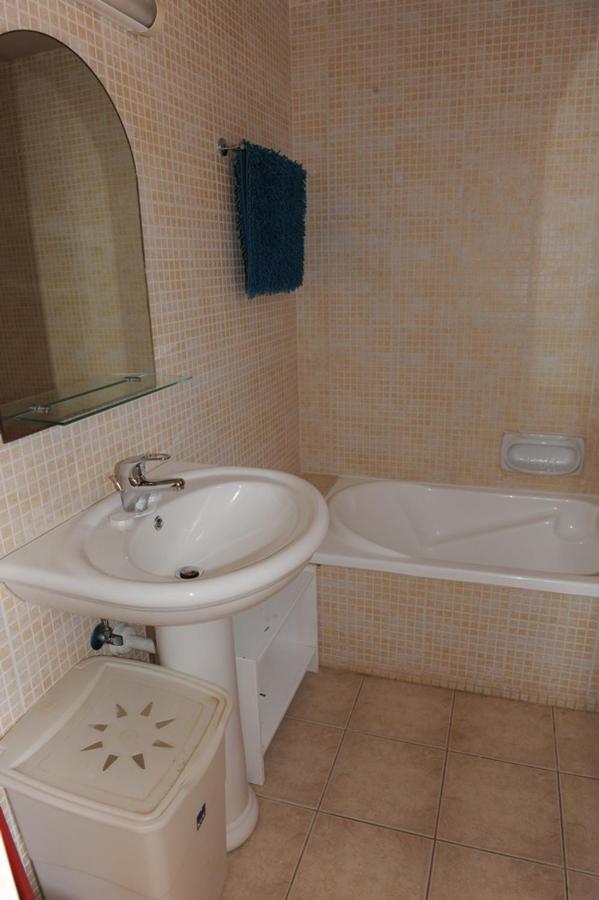 G&E Studio Suite Латхи Экстерьер фото